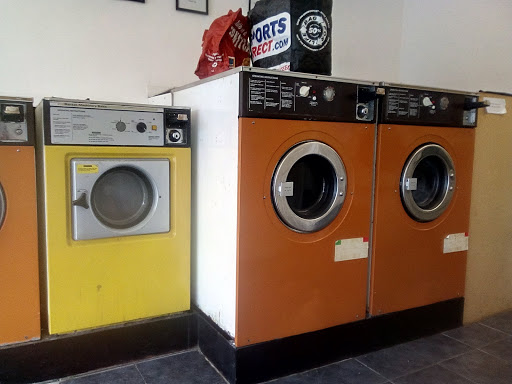 Pool Laundrette - Visual