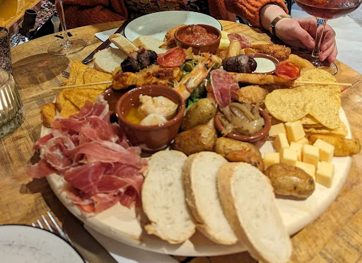 Restaurant Chill - Spanische Tapas Bar Gallery - Netherlands