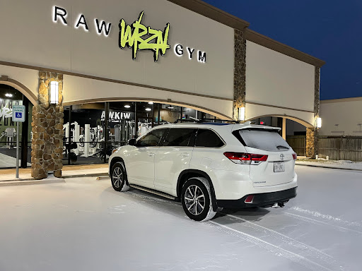 RAW Gym Warzone - Visual