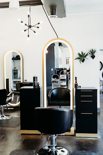 Suite C Salon - Thumbnail