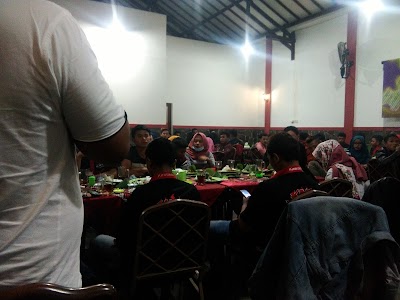 Photos of Rumah Makan Ayam Goreng Bugisan