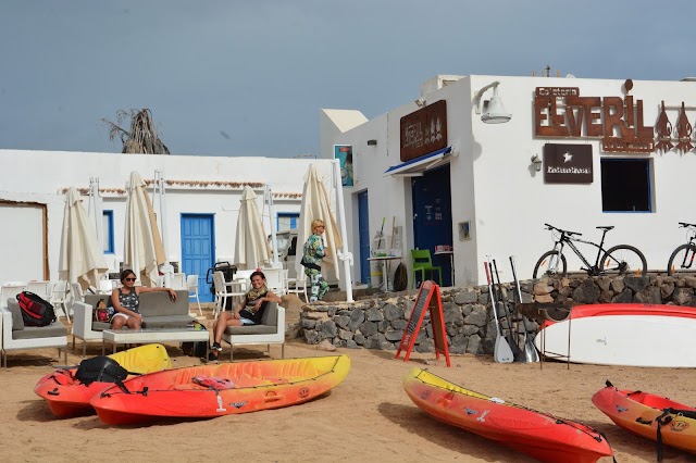 Líneas Marítimas Romero