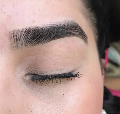 BROW Threading & Lashes - Thumbnail