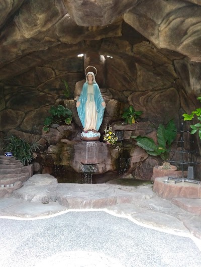 Photos of Gereja Paroki Roh Kudus,babakan
