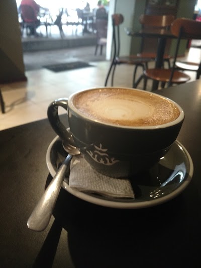 Photos of Caf&eacute; Europa Aqueduct