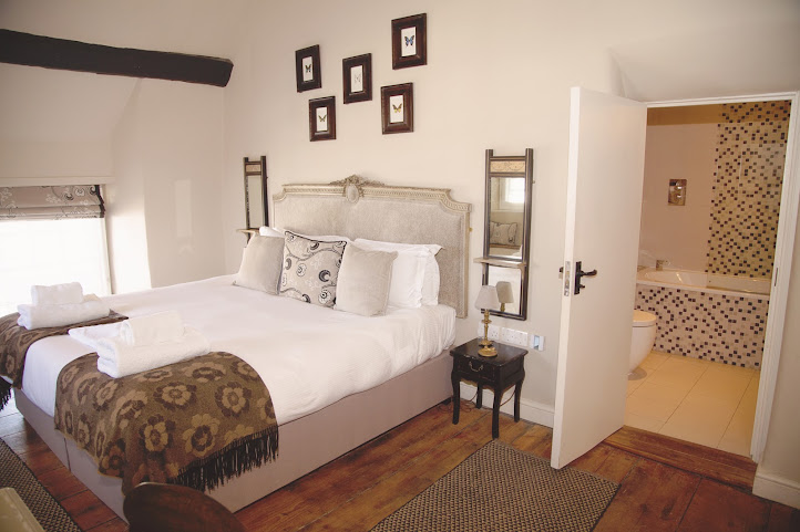 The White Hart by null