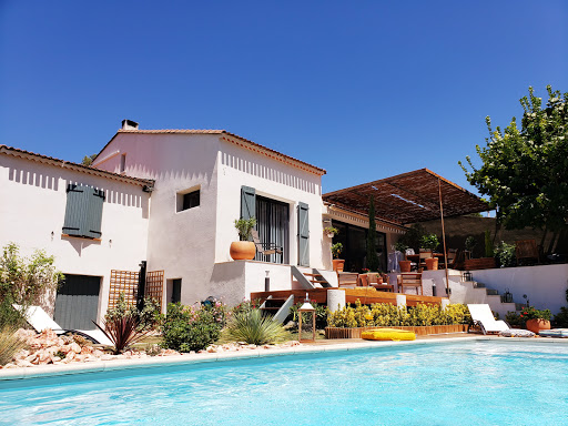 Les Prairies de Fenestrelle " Gîte en Provence" SPA et piscine au cœur de la nature et au calme - France