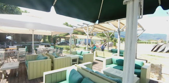 https://www.facebook.com/versusbeachbar/