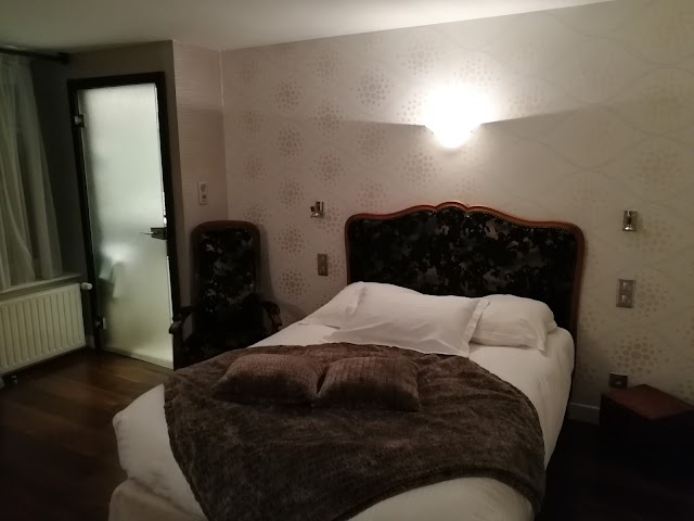 Logis Hôtel Burnel et la Clé des Champs