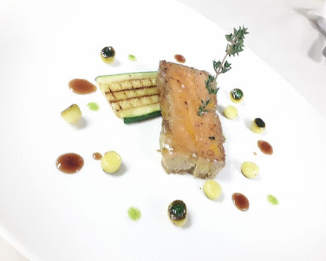 Auberge de Sainte Maure by null