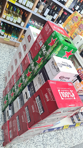Hadfield Local Off licence & Convenience Store - Thumbnail