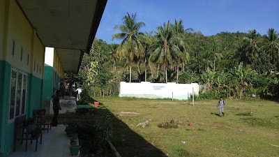 Photos of MA & MTs Al-Ashriyah Bunga-bunga