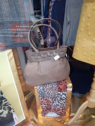 Photo n°22 de TRICOCINE à Connerré (Magasin de vêtements pour jeunes)