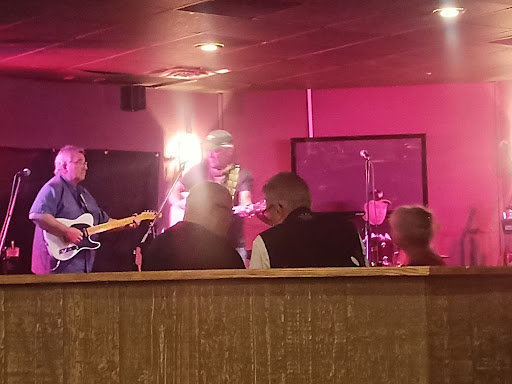 Spitzee Post Bar & Grill - Thumbnail