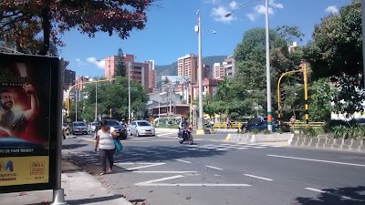 Photos of Automotive Dealer / Volkswagen Medellin