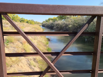 Montaño Paseo del bosque Trail Bridge