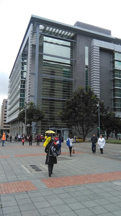 Photos of Torre Central