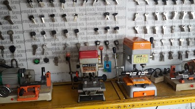 Photos of Semplock Duplicate Keys & immobilizer
