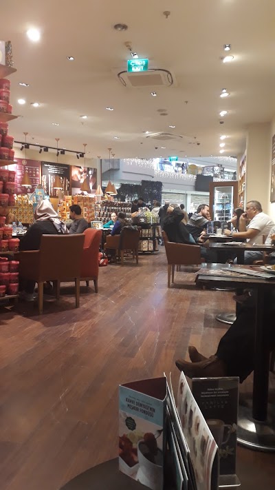 Photos of Tekira Shopping Center