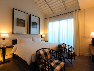 99 The Gallery Hotel 2