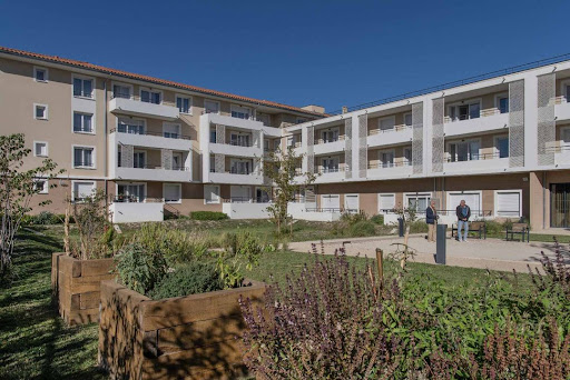 Photo de Résidence Services Seniors DOMITYS - L'Aubier de Tilia à Fournès (30210)