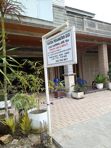 Praktek Perawatan Gigi Laila Kadriah.Amd.Kes