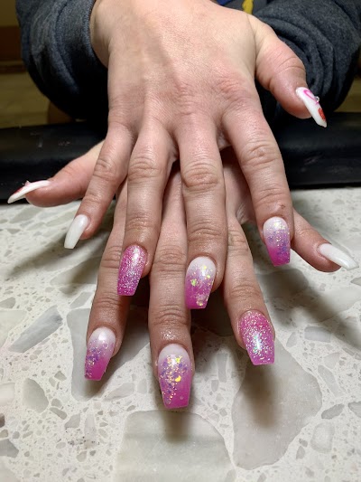 V NAILS and SPA