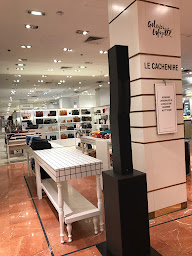 Photo n°12 de Amplitude à Auvernaux (Fournisseur de matériel audiovisuel)