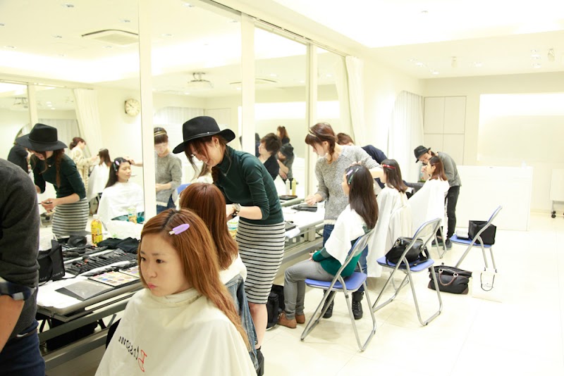 Blossom 大山店（美容室ブロッサム）