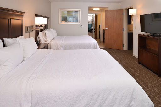 Hampton Inn & Suites Pueblo-Southgate - Thumbnail