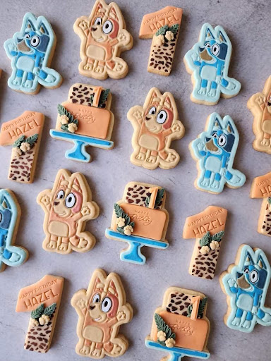 Des Bakes & Decorates - Thumbnail