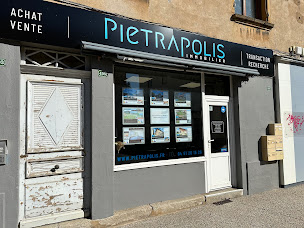 Photo n°1 de PIETRAPOLIS Saint Symphorien de Lay à Saint-Symphorien-de-Lay (Agence immobilière)