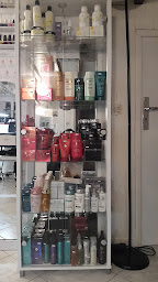 Photo n°9 de Emilienne Emycoiff and Nails à Saint-Ouen-l'Aumône (Salon de coiffure)