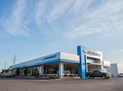 Photos of Al Serra Chevrolet