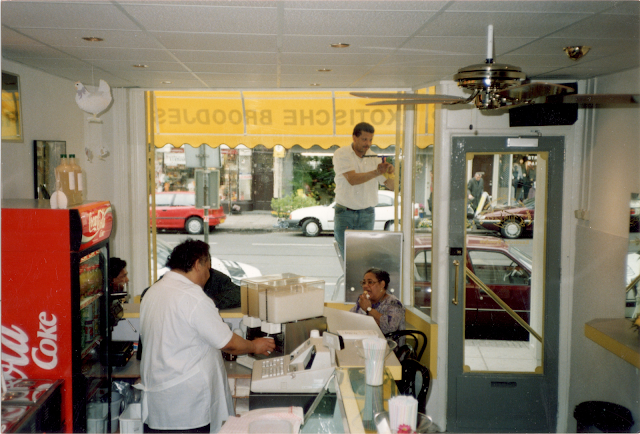 Tjin's Exotische Broodjes