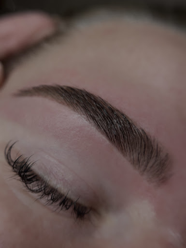 Ruby Brows - Thumbnail