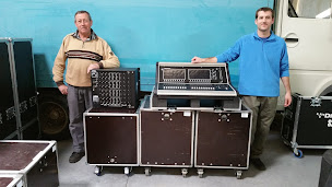 Photo n°19 de Provence Animation Sonorisation Communication à Fourques (Magasin de location de chaînes hi-fi)