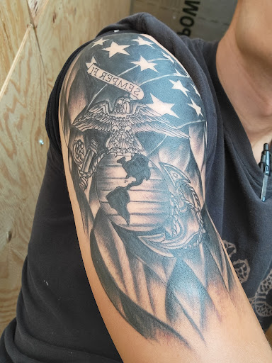 Seven Ink Tattoos And Piercings - Thumbnail
