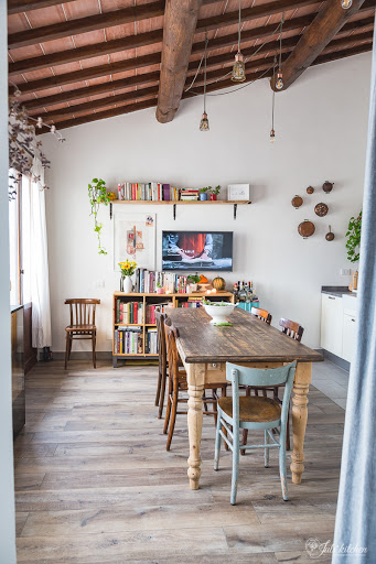Juls' Kitchen - Visual