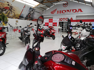 MOTO A HONDA 1