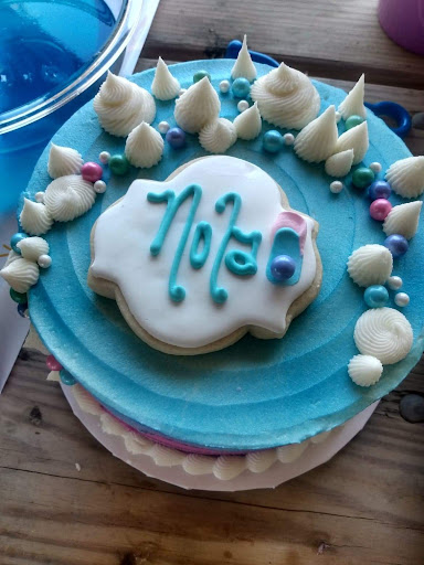 Holy Cats Sweets LLC, Custom Cakes and Cookies - Thumbnail