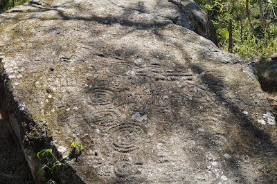 Photos of Petroglyph Geometric Shapes