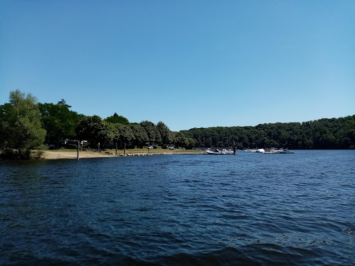 Bateau promenade et location de canoés (Hôtel du Lac) - Thumbnail