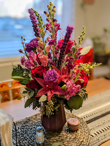 Off The Wall Florist - Thumbnail