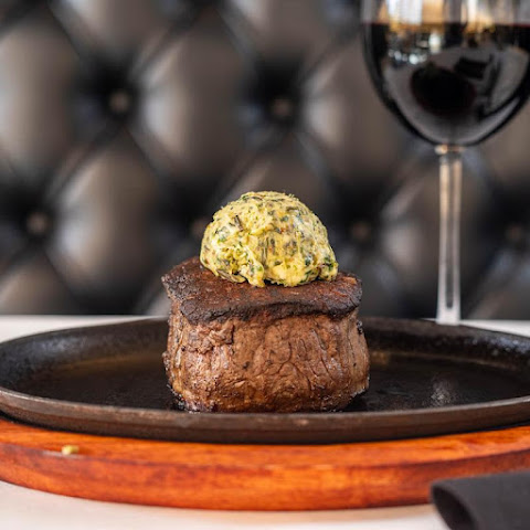 Palm Court Restaurant by null