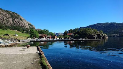 Photos of H&oslash;llesli