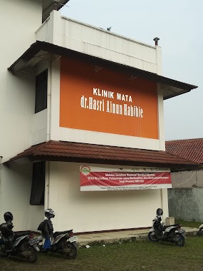 Klinik Mata Dr. Hasrie Ainun Habibie, Author: Guz