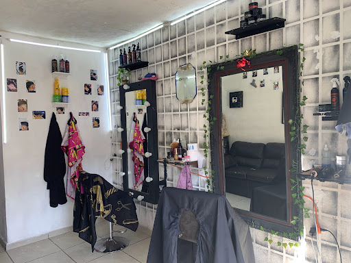 Salón y barbería Zárate