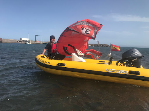 International kitesurf school - Thumbnail
