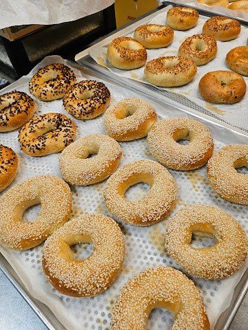 Social Grounds Coffee & Tea on Pike by null